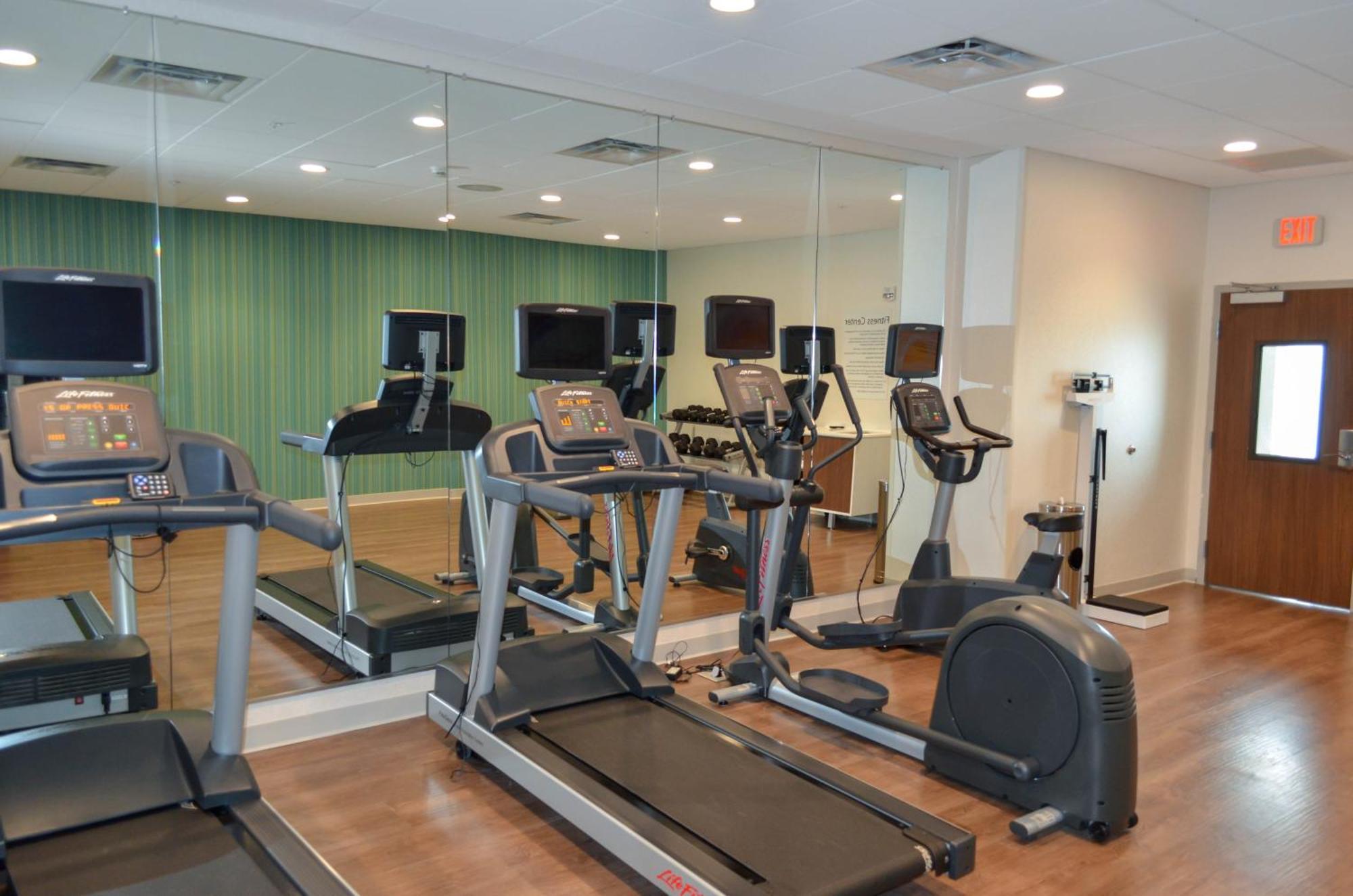 Holiday Inn Express & Suites Raleigh Airport - Brier Creek By Ihg Екстер'єр фото